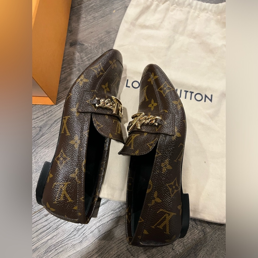 Louis Vuitton Monogram canvas Case Loafers - Picture 6 of 11